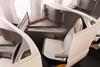 Unum business-class seat