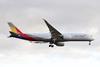 Asiana A350-900-c-Moritz 2011 Creative Commons 4.0