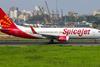 SpiceJet 737-800