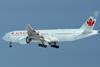 Air Canada 777-200LR incident C-FIUF-c-BriYYZ Creative Commons