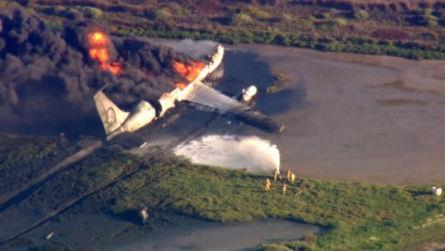 Omega 707 tanker crashes in California News Flight Global