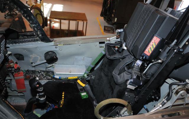 マーチンベイカー Martin-Baker replaces final T-38 ejection seat | News