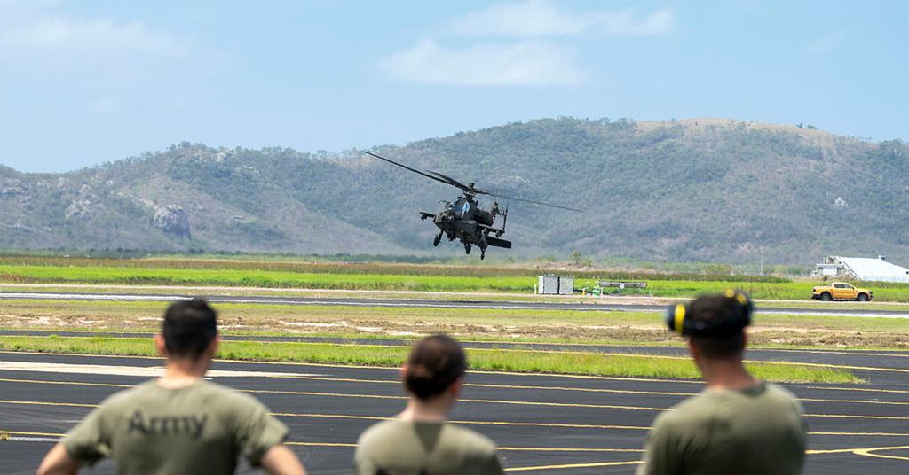 Australia ommences flight operations with new Apache helicopters