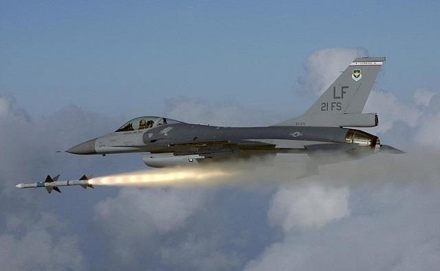 Taiwanese F-16A crashes in Arizona desert | News | Flight Global