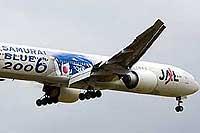 Picture: JAL Boeing 777-300ER in Samurai football livery | News