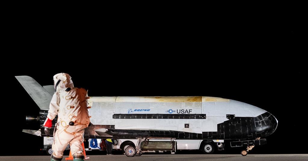 US 'spaceplane' Returns To Earth After 908 Days In Orbit | News ...