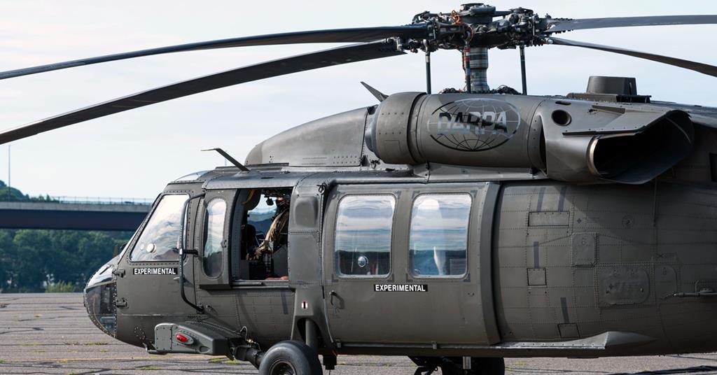 uh 60 blackhawk helicopters