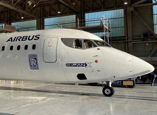Airbus and Rolls-Royce cancel E-Fan X hybrid-electric RJ100 experiment | News | Flight