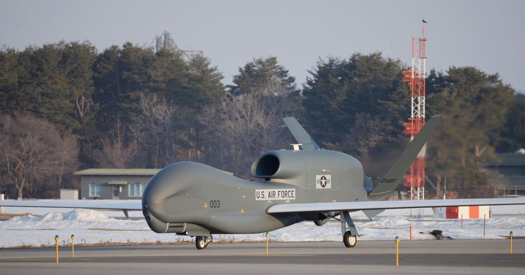 JASDF's first RQ-4B Global Hawk arrives in Japan | News | Flight