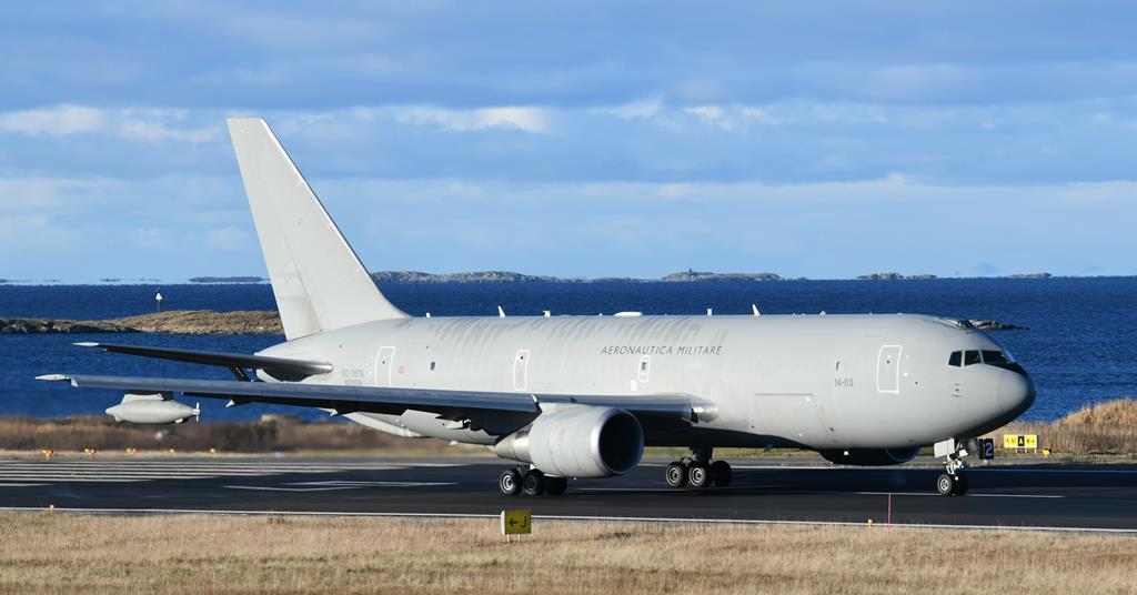 L’Italia prosegue le trattative per l’acquisto di sei navi cisterna Boeing KC-767B |  notizia