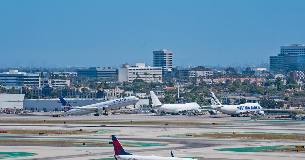 American and United resuming flights after global IT outage | News ...