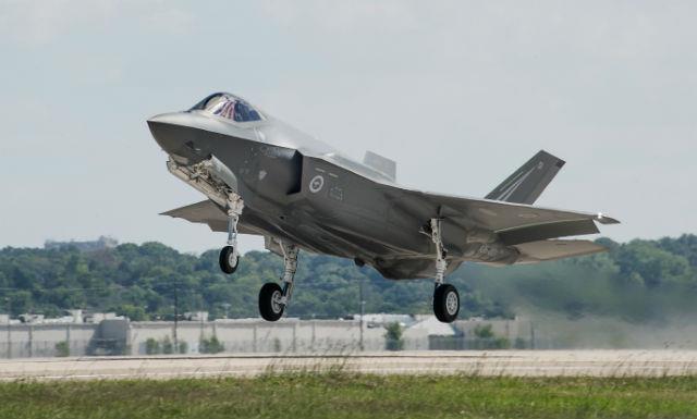 Australia's first F-35 gets airborne | News | Flight Global