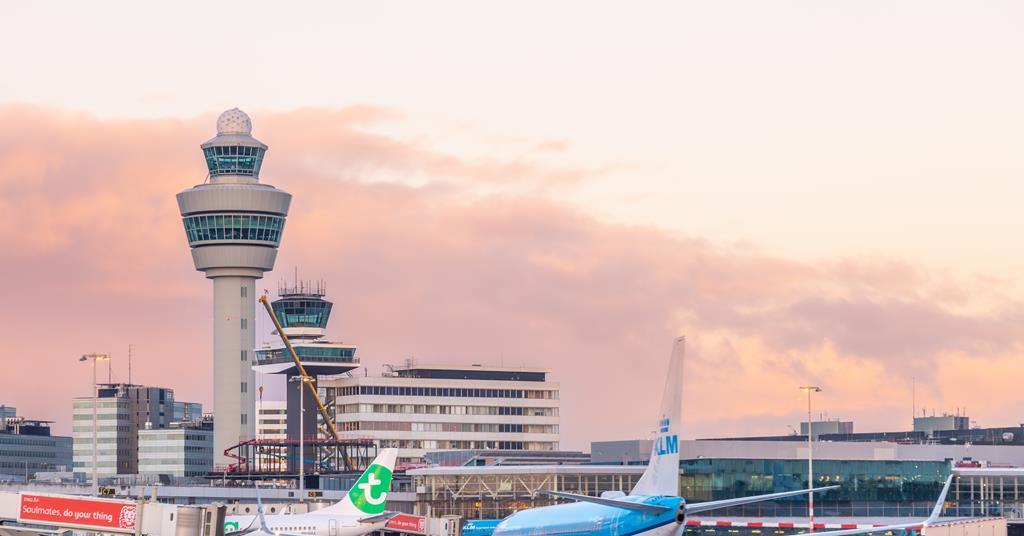 Schiphol operations besieged by severe winter weather