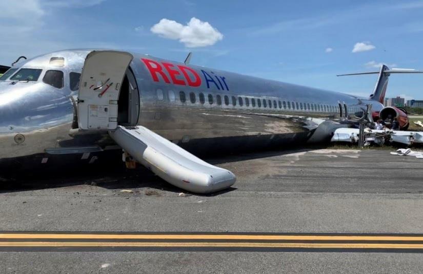 Red Air Md-82 Gear-collapse And Excursion Traced To Shimmy-damper Valve 