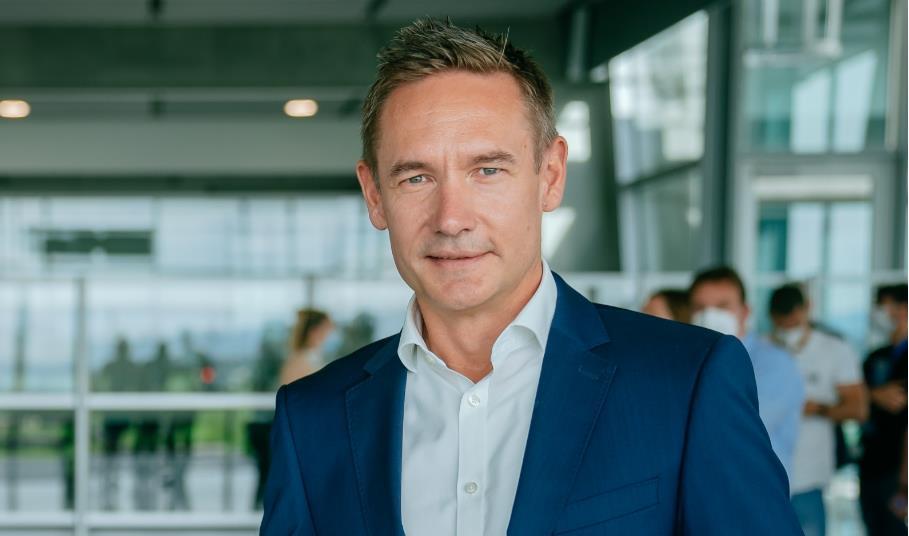 Ritter takes helm of Lufthansa Airlines as part of wider leadership ...