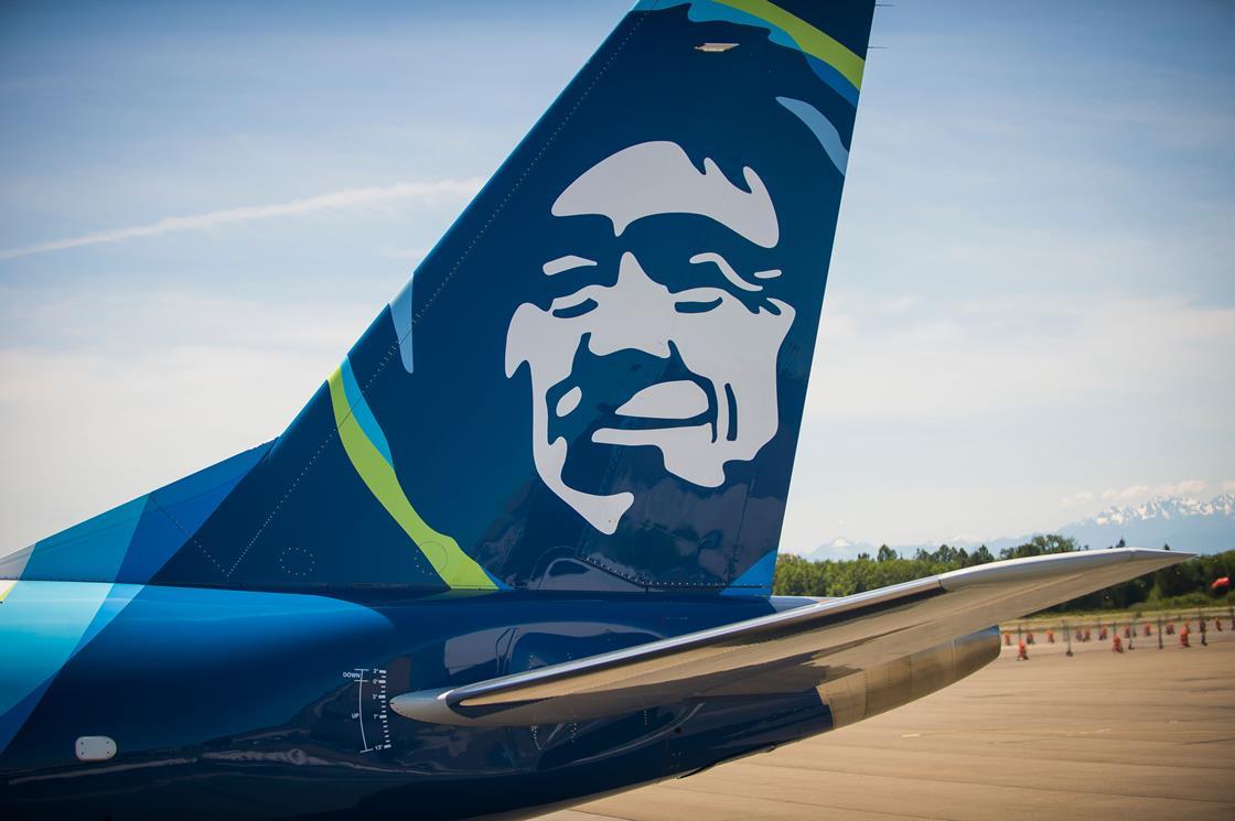 Alaska Airlines to acquire Hawaiian for $1bn plus debt | News | Flight ...