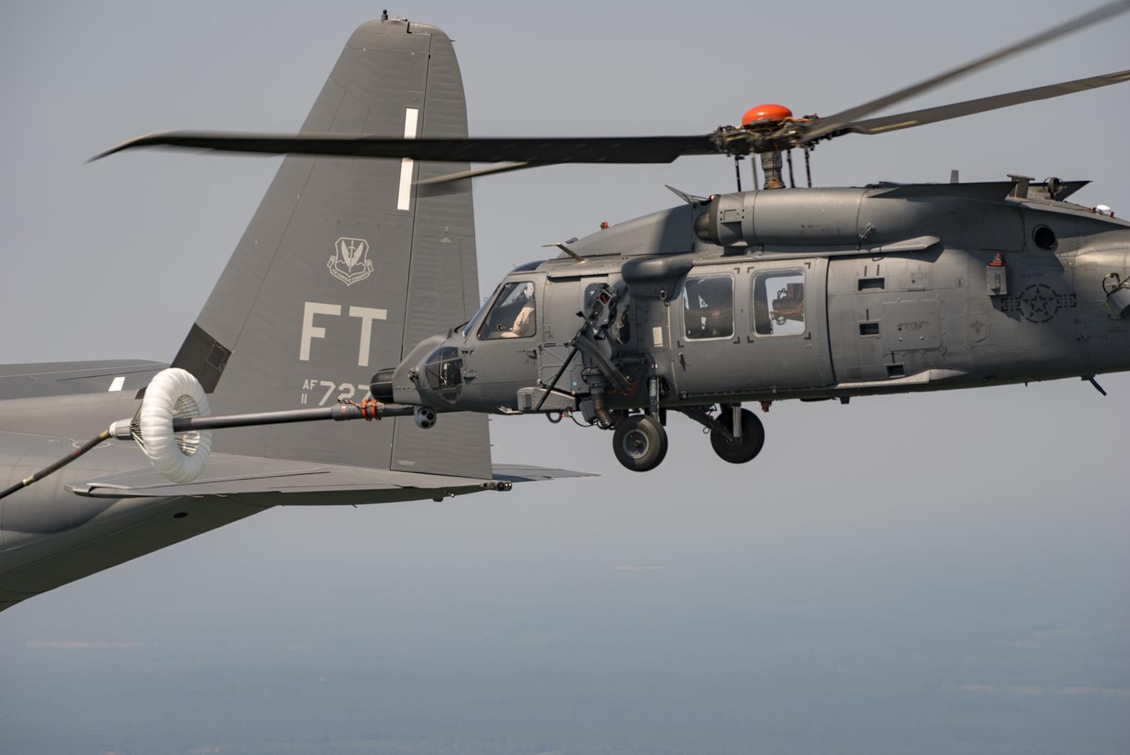 Fuerza Aérea de EEUU.(USAF) - Página 12 72302_hh60waerialrefuelling2_353712