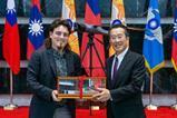Palmer Luckey Taiwan Defence Minister Anduril