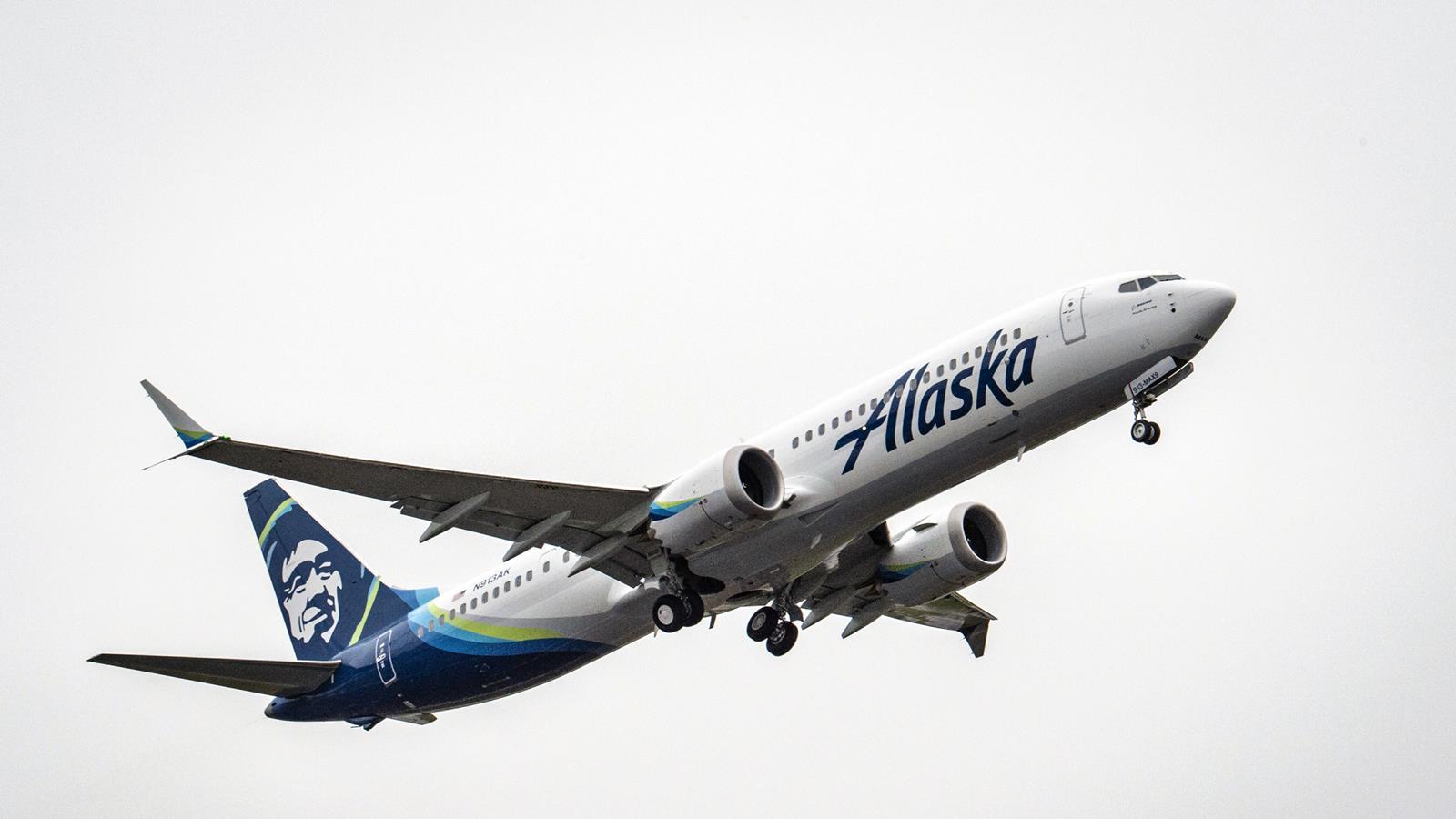 Alaska_first737Max_25Jan2021