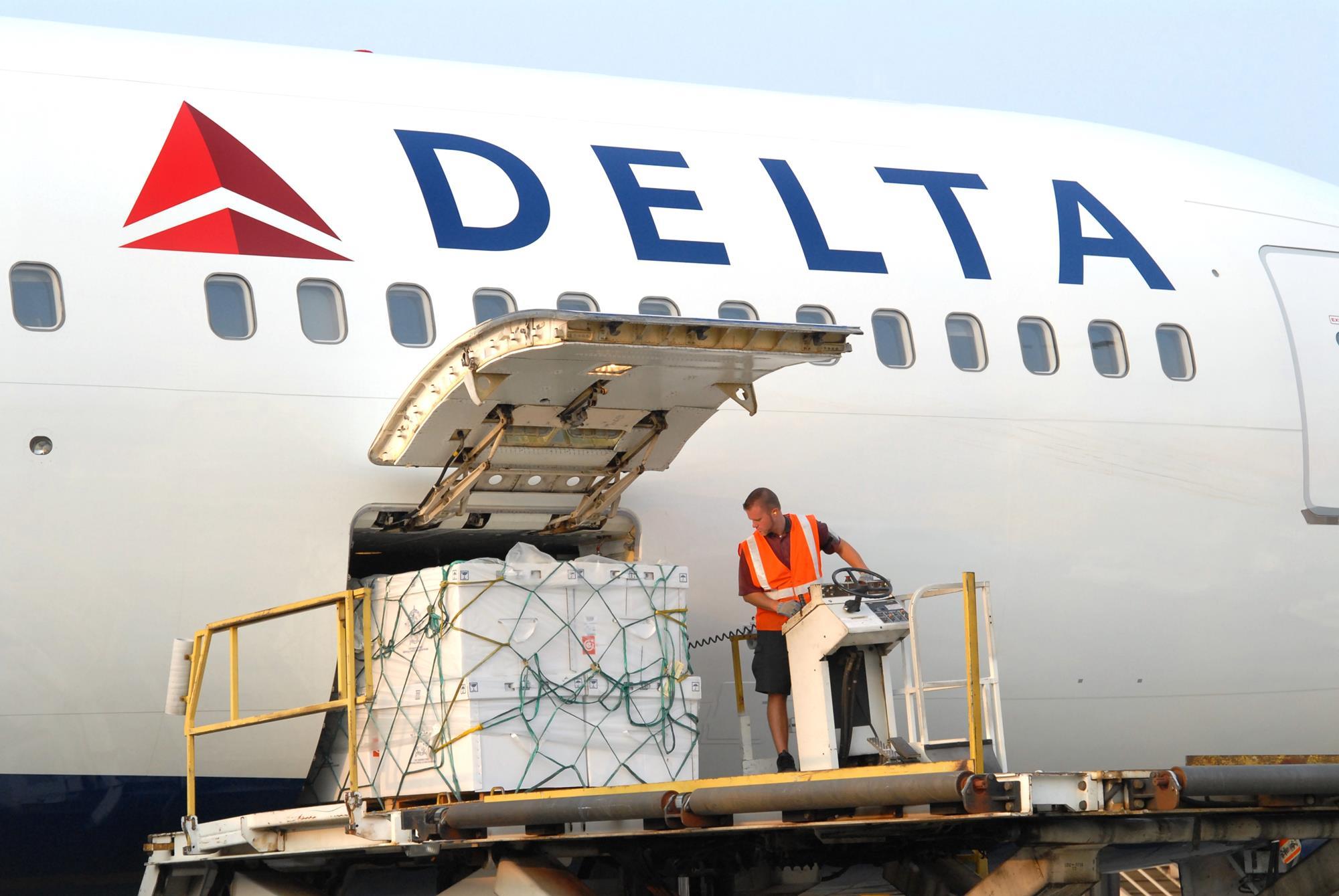 Delta Air Lines Reports Q1 Loss Cuts Daily Cash Burn By Half