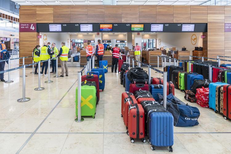 tegel airport lost luggage