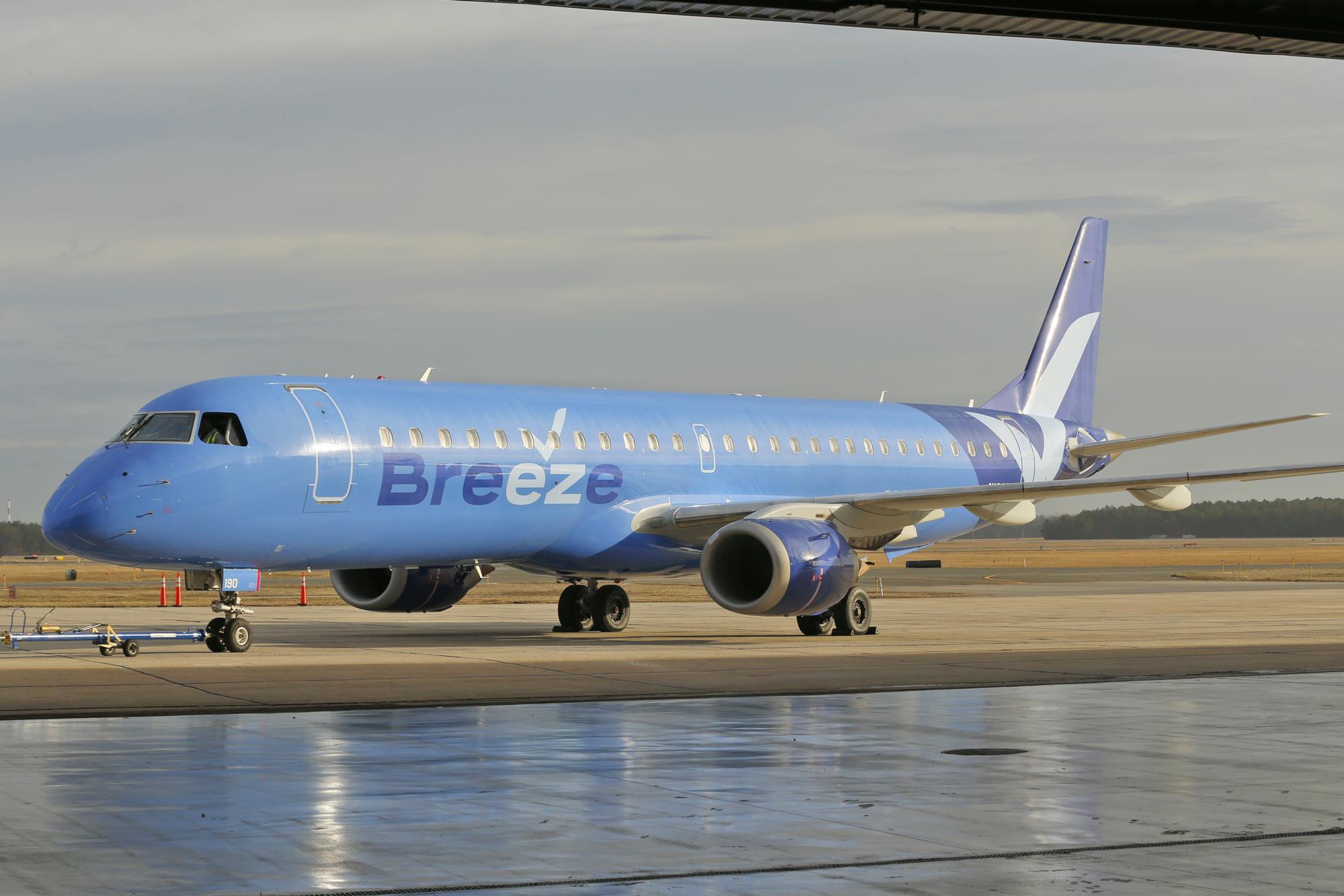 FAA grants Breeze Airways air carrier certificate | News | Flight Global
