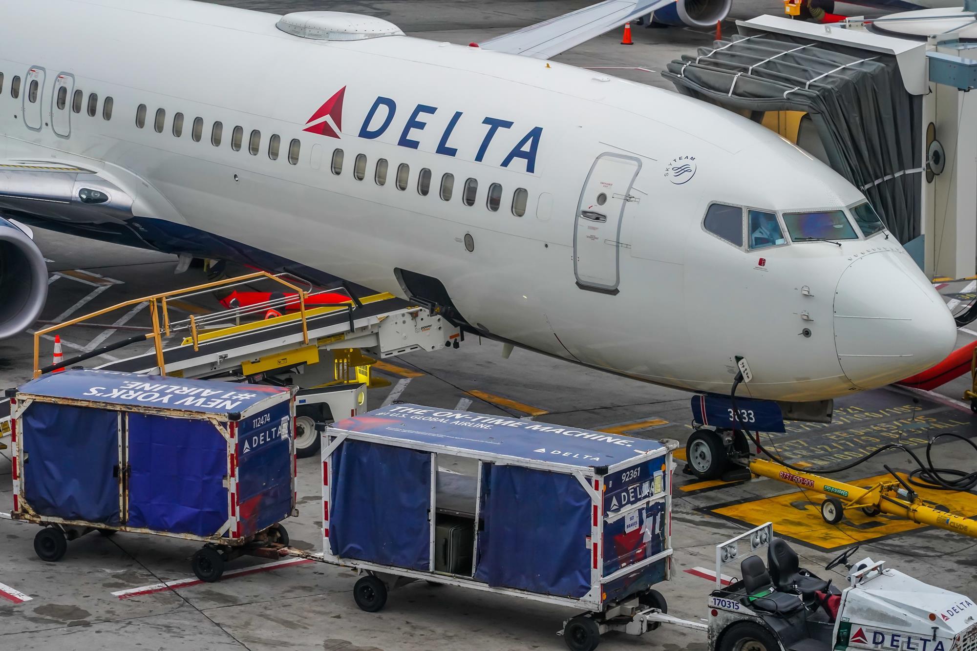 delta cargo prices