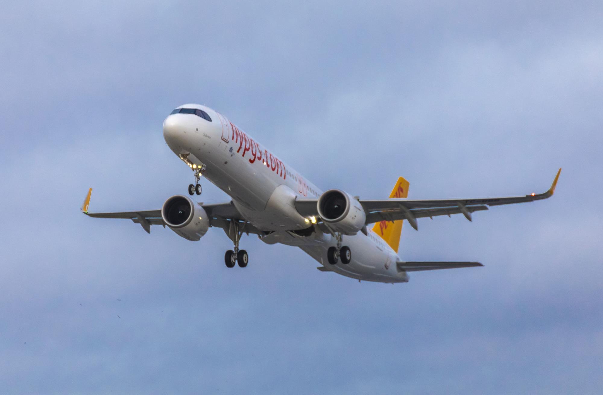 Pegasus airlines a320neo clearance