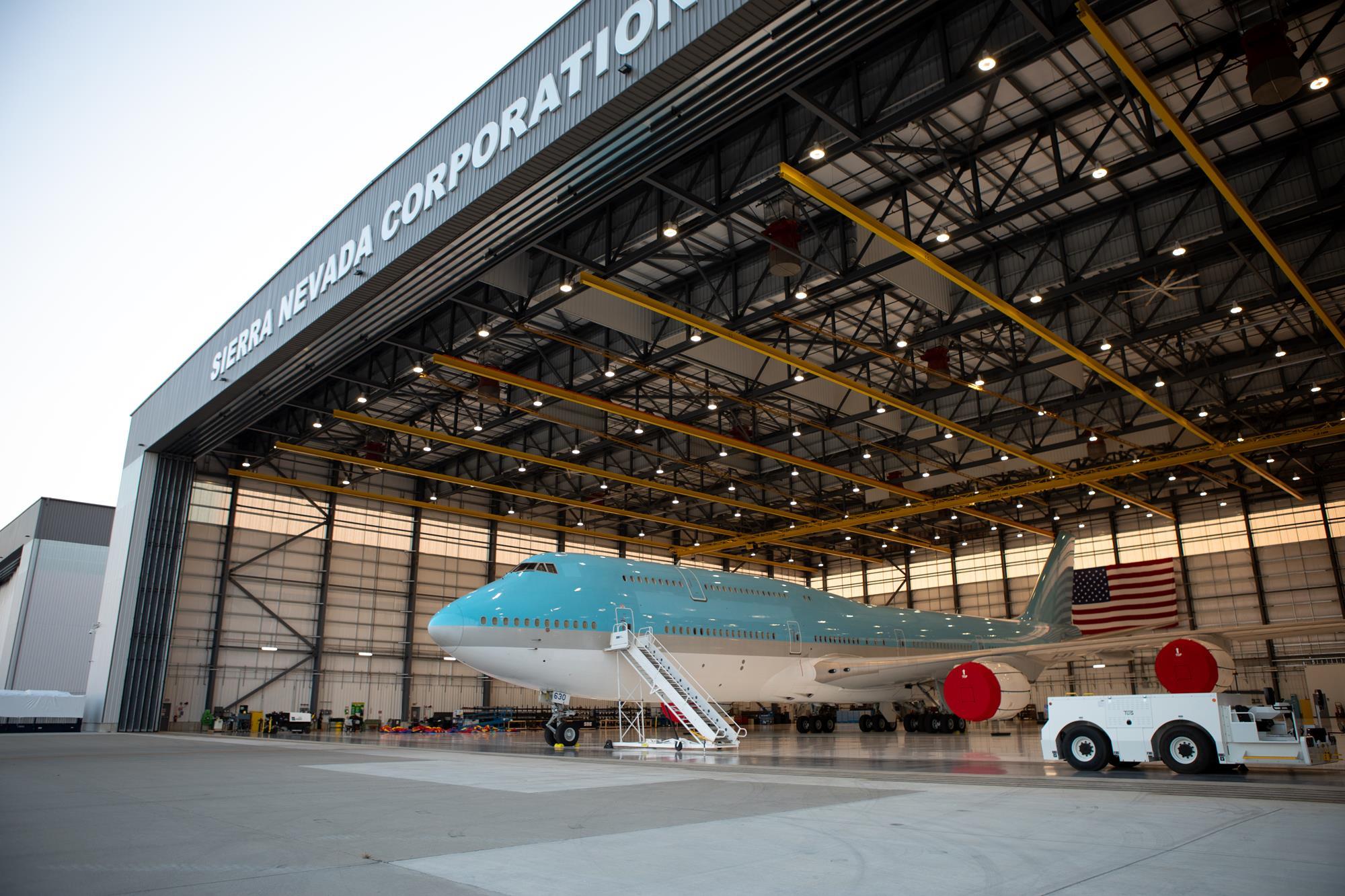 Sierra Nevada begins modifying first 747-8 for 'Doomsday