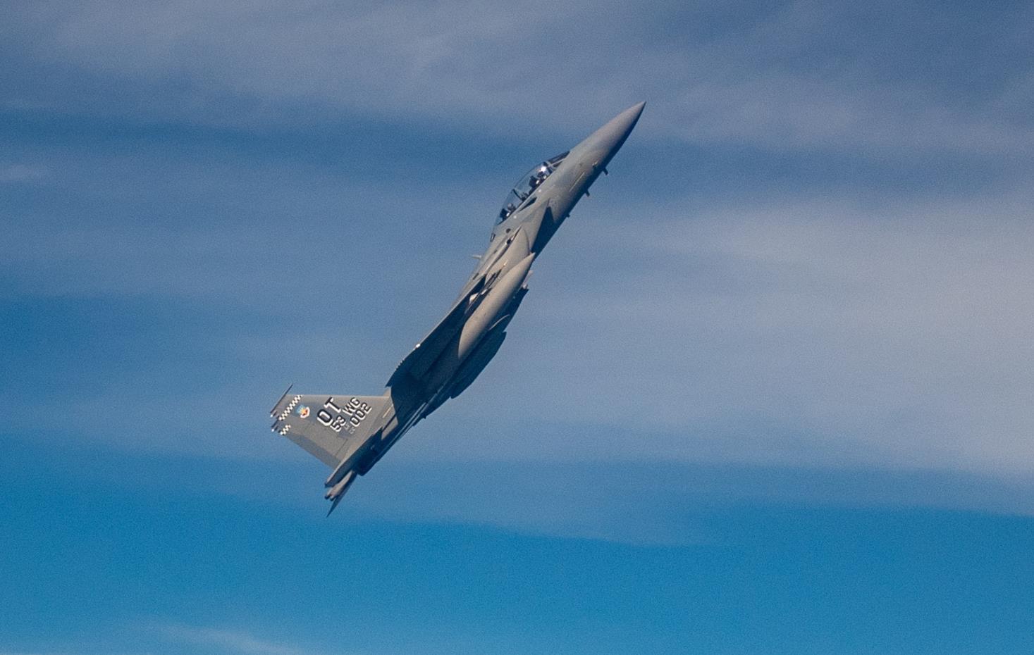 US Air Force cuts fighter acquisition goals for 2025 | In