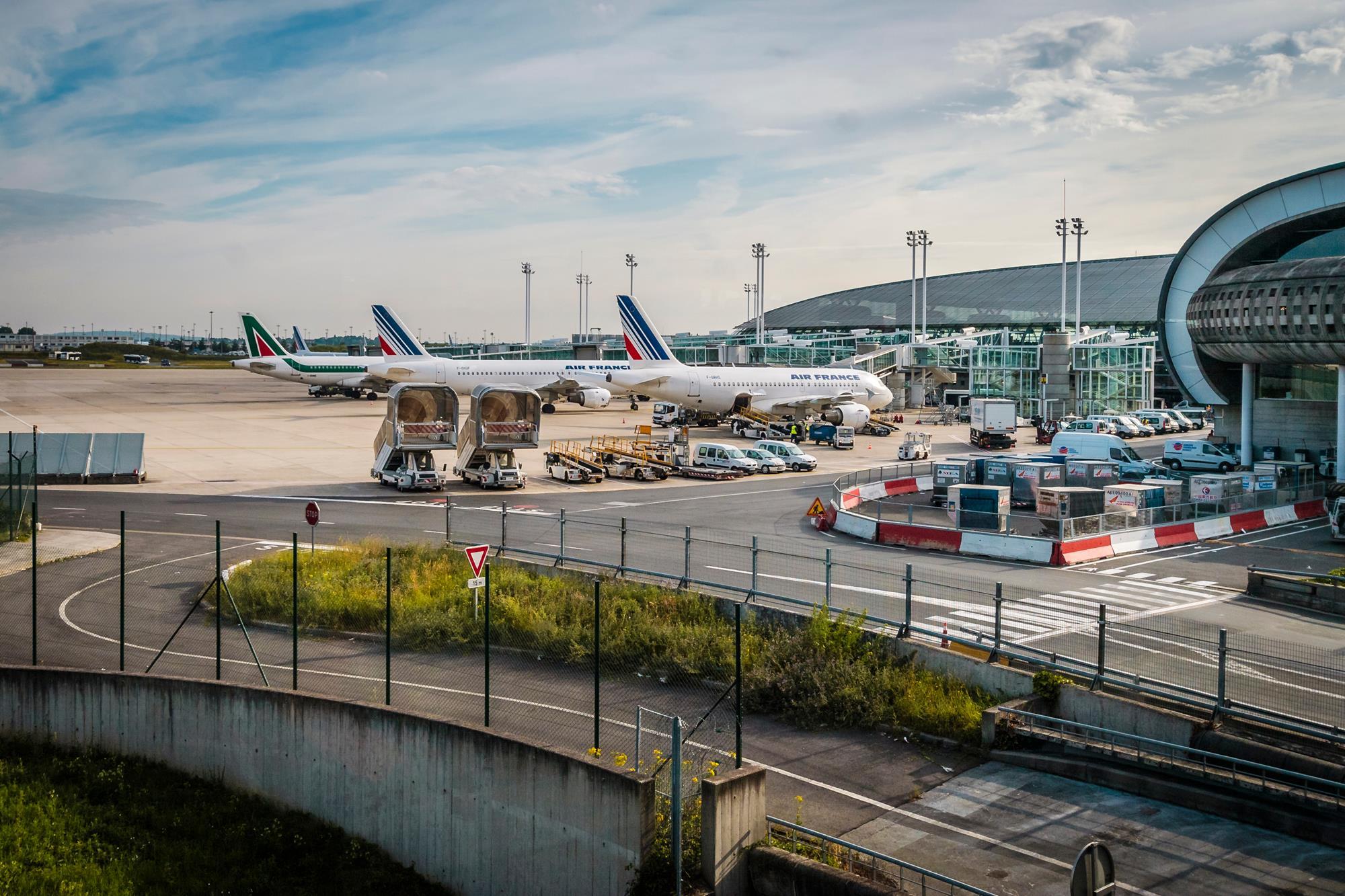 Paris Charles de Gaulle International Airport (CDG) - EAM