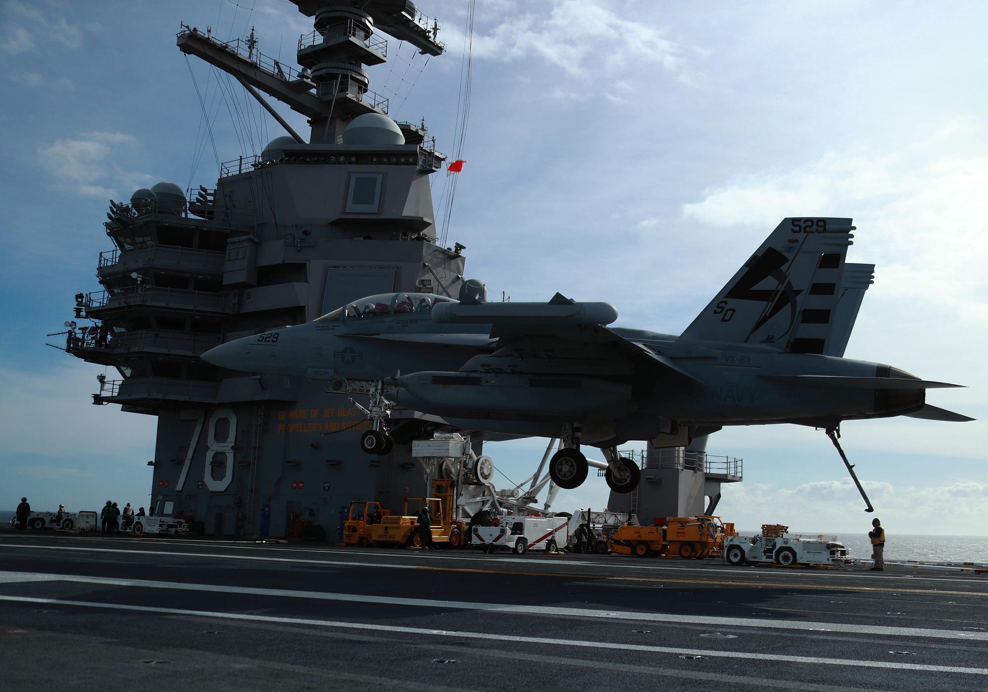 Why The Us Navy Is Thinking Hard About Smaller Aircraft Carriers | In Depth  | Flight Global