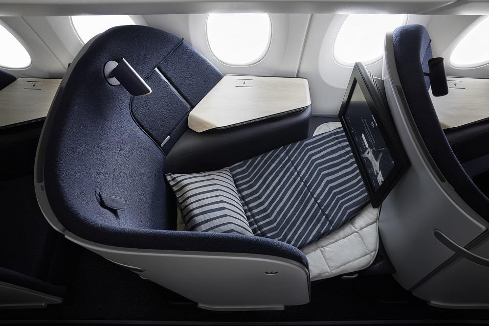 Discover Finnair's Premium Economy & Business Class