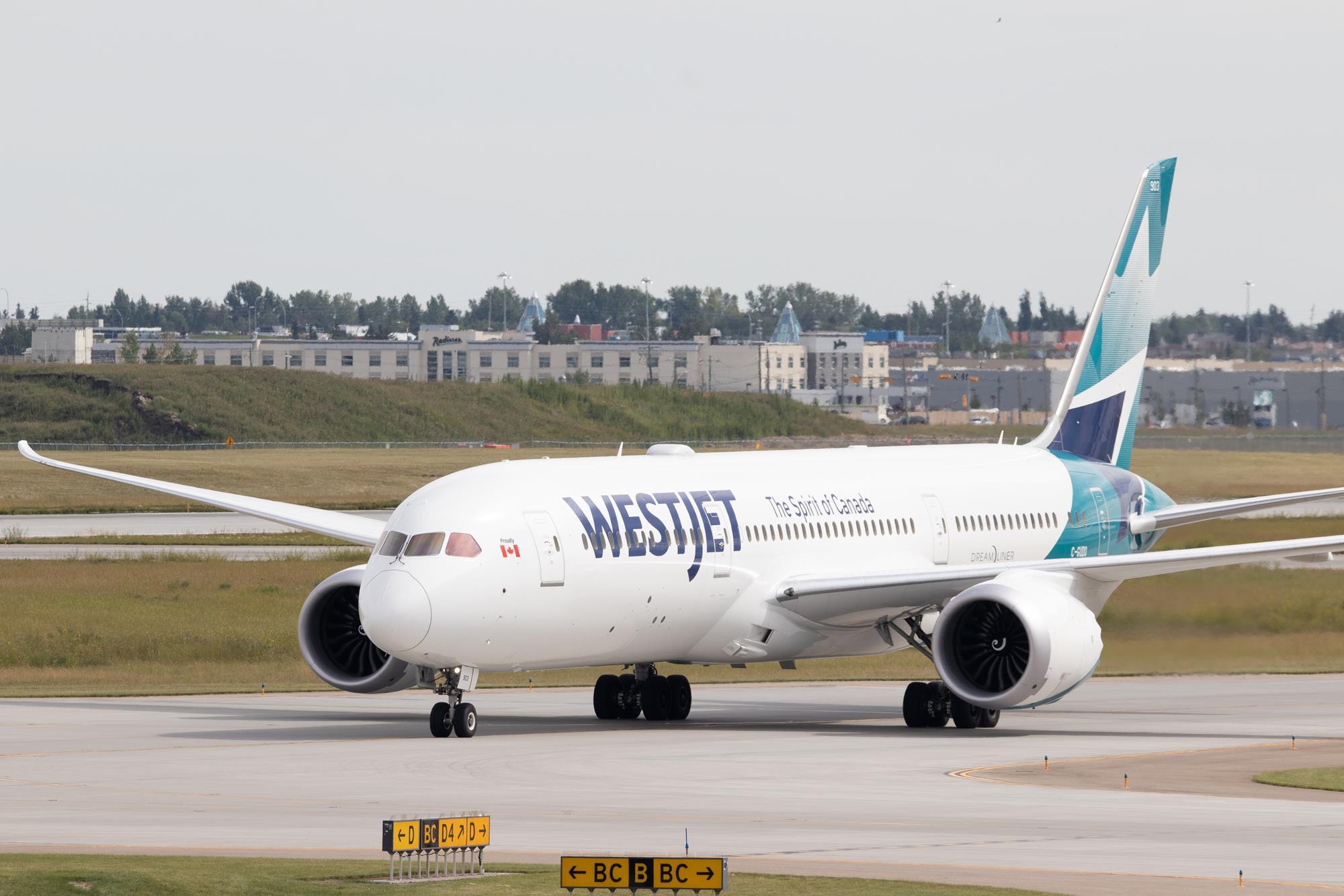 Airfare to leisure destinations to cost less this winter, WestJet CEO says