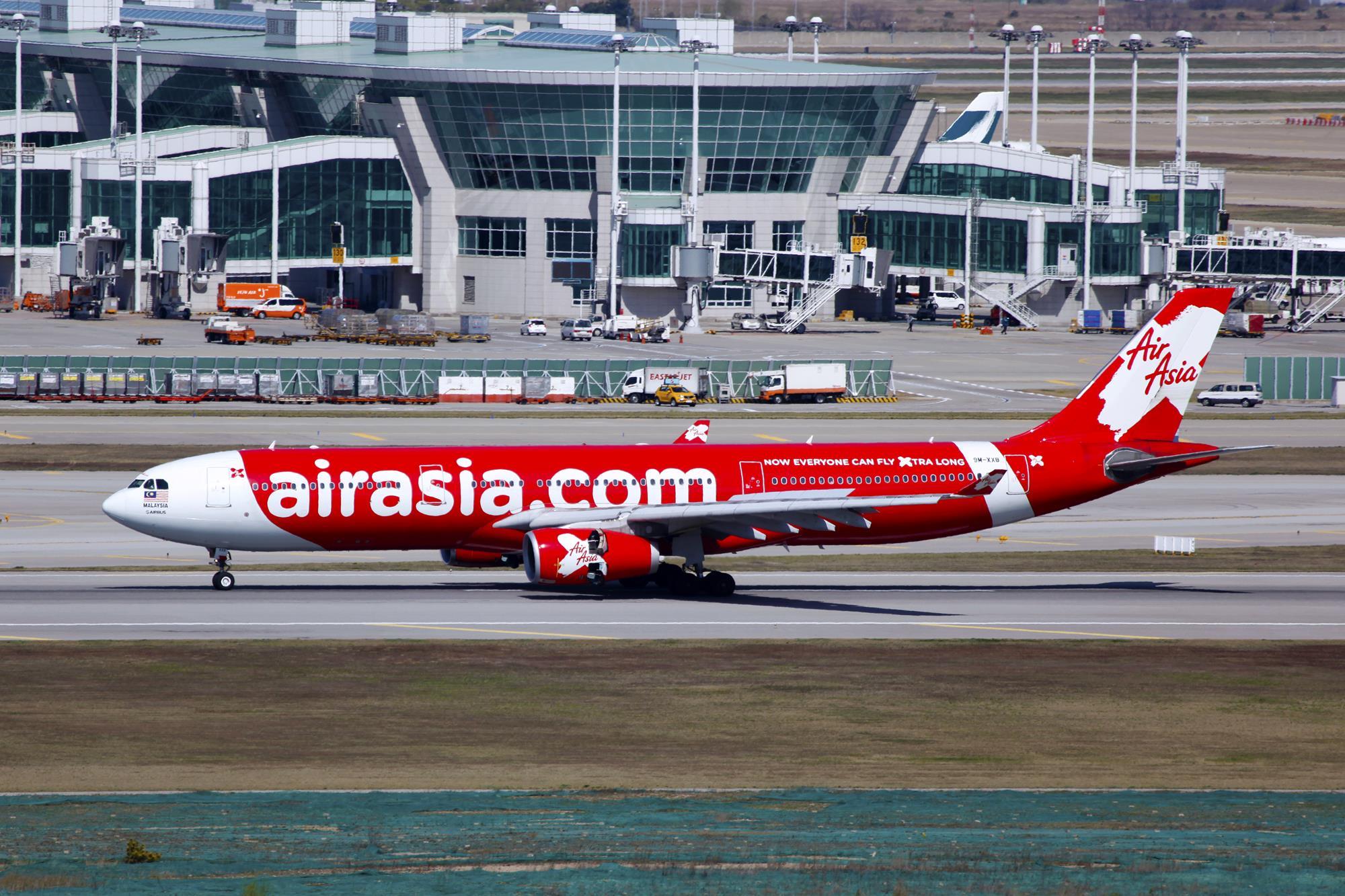 AirAsia X plunges deeper into red amid ongoing grounding | News | Flight Global