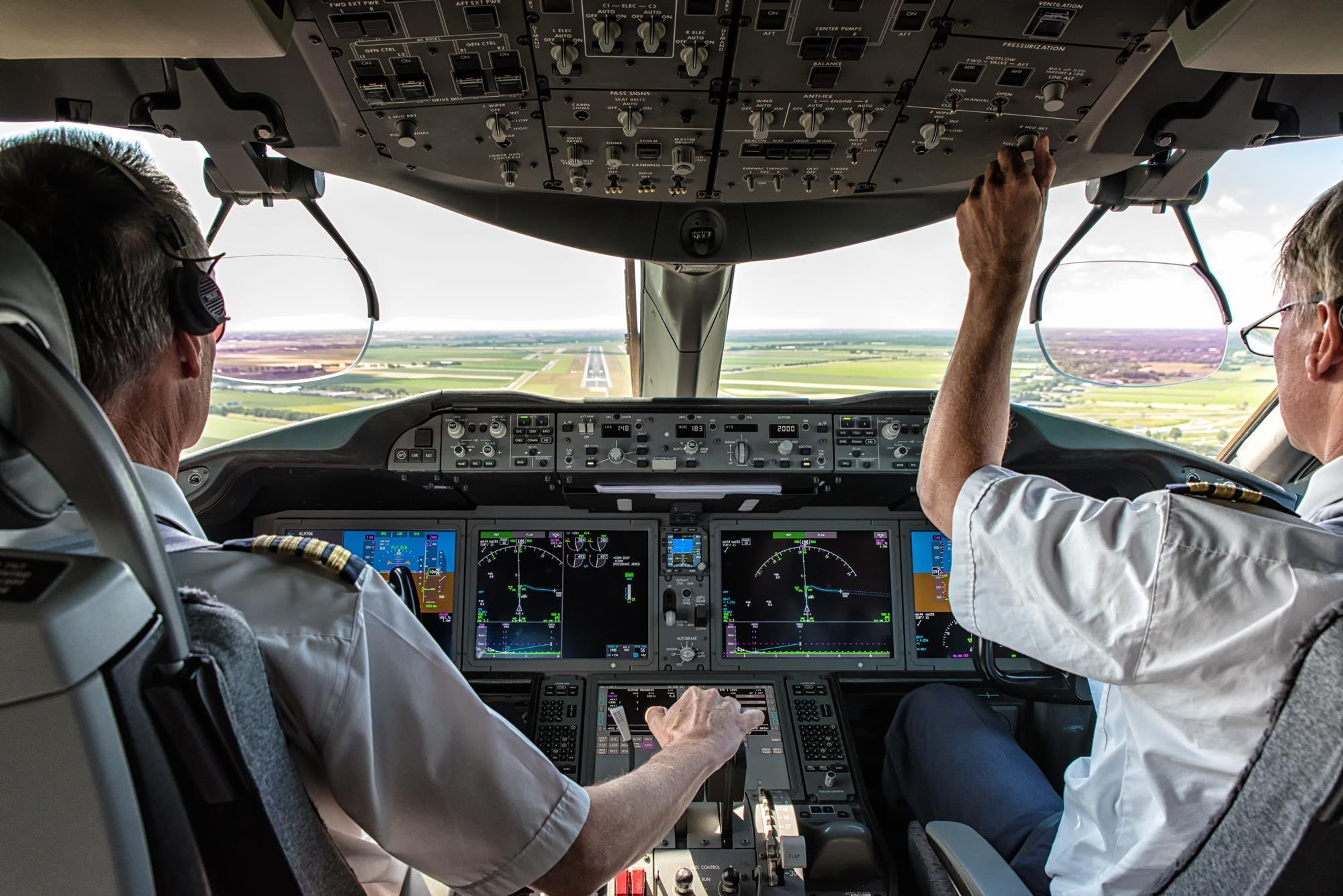 Will airlines change course and explore single-pilot operations