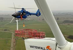 KN Helicopters-c-Oliver Johnson_Vertical