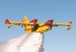 DHC-515 fire bomber