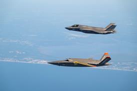 XQ-58 Valkyrie with F-35 c Kratos