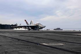 FA-18 launches from USS Harry S Truman c US Navy