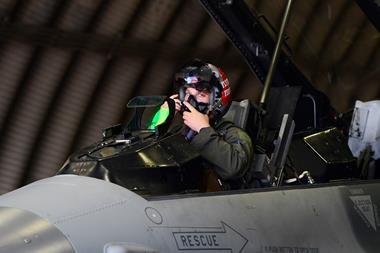 USAF pilot in F-16