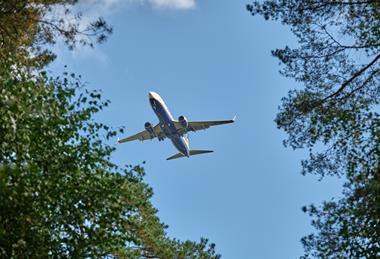 Environmental impact of airline emissions