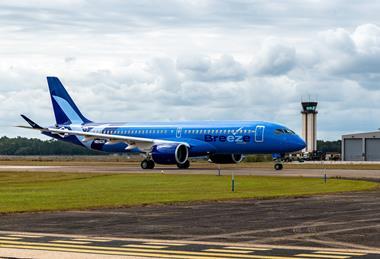 Breeze Airways First A220-300