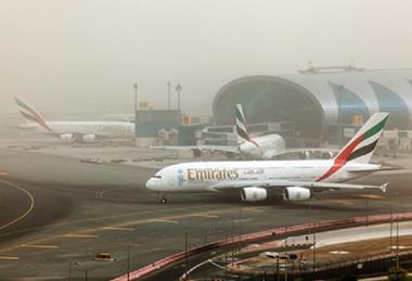 Dubai taxiing-c-EGUsphere