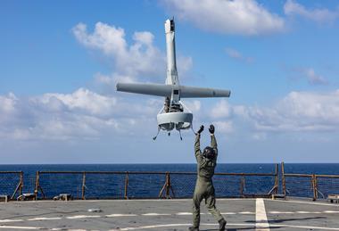 V-Bat deployment on US Navy LSD c USMC