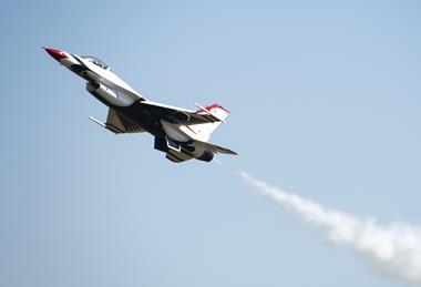 Thunderbird F-16 c USAF