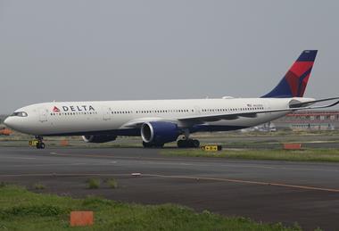 N422DZ-c-AirTeamImages