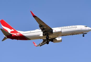 Qantas 737-800