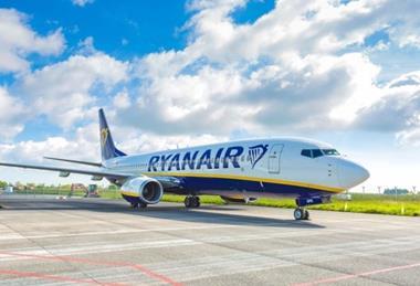 Ryanair 737-c-Ryanair