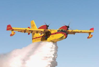 DHC-515 fire bomber